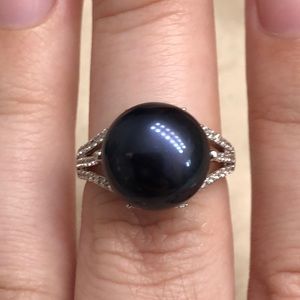 Black Pearl and Sterling Silver Ring